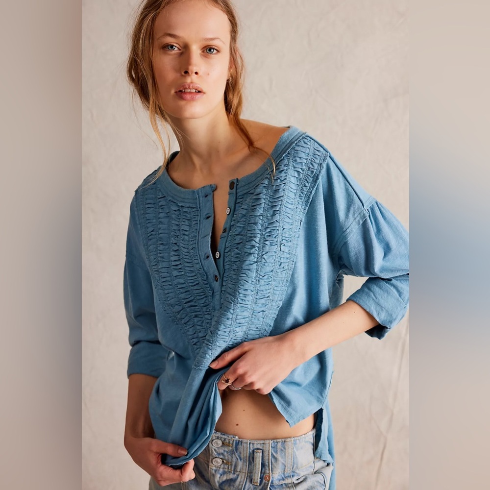 We The Free by Free People Redone Tee SOLD OUT ONLINE